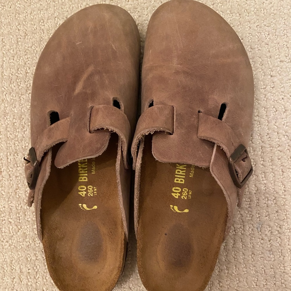 Birkenstock Boston Leather Shoes in Tobacco Brown